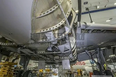 飛機機架